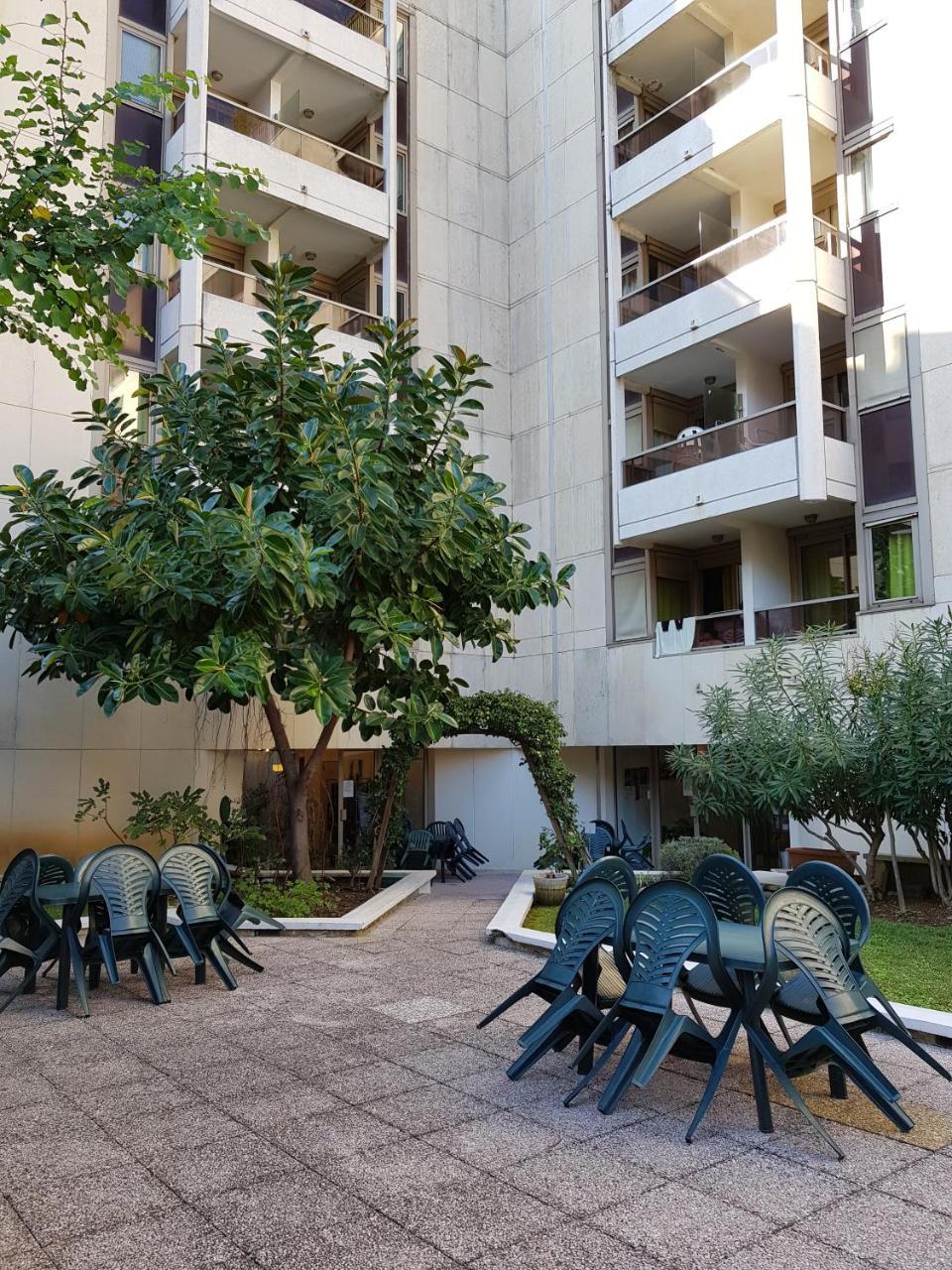 Residence Couleurs Soleil, Juan Les Pins Antibes Exterior foto